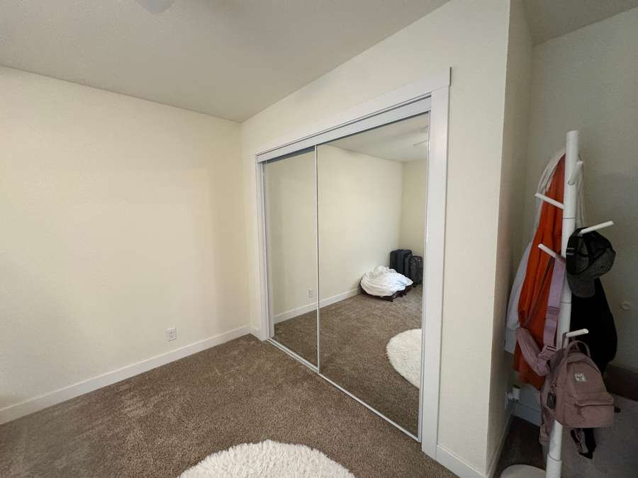 Closet2.jpeg